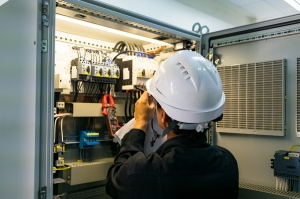 Commercial Electrician Commercial Electrician